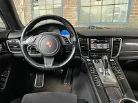 Porsche panamera gts 4.8 v8 sport-chrono 441pk 2014, g-250-rv - afbeelding 30 van  67
