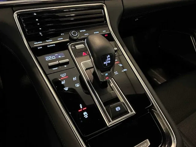 Porsche panamera gts 971 4.0 v8 -green pts- 480pk sport-chrono 2021 sport-design - afbeelding 59 van  85