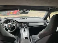 Porsche panamera gts personenauto - afbeelding 16 van  33