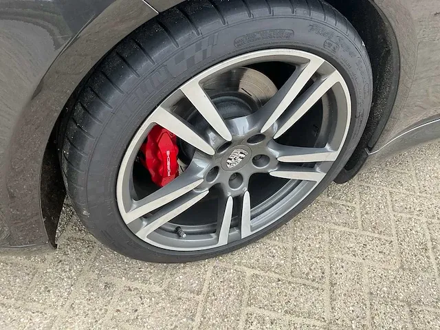 Porsche panamera gts personenauto - afbeelding 21 van  33