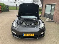 Porsche panamera gts personenauto - afbeelding 26 van  33