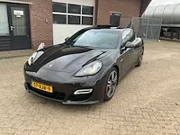 Porsche panamera gts personenauto - afbeelding 28 van  33