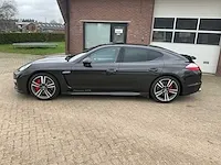 Porsche panamera gts personenauto - afbeelding 29 van  33