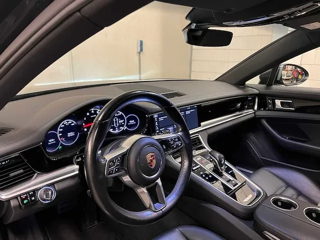 Porsche panamera sport turismo 4 3.0 v6 330pk 2018 (origineel-nl), sl-93-5g - afbeelding 21 van  74
