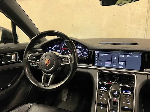 Porsche panamera sport turismo 4 3.0 v6 330pk 2018 (origineel-nl), sl-93-5g - afbeelding 37 van  74