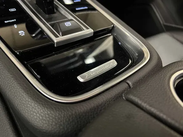Porsche panamera sport turismo 4 3.0 v6 330pk 2018 (origineel-nl), sl-93-5g - afbeelding 38 van  74