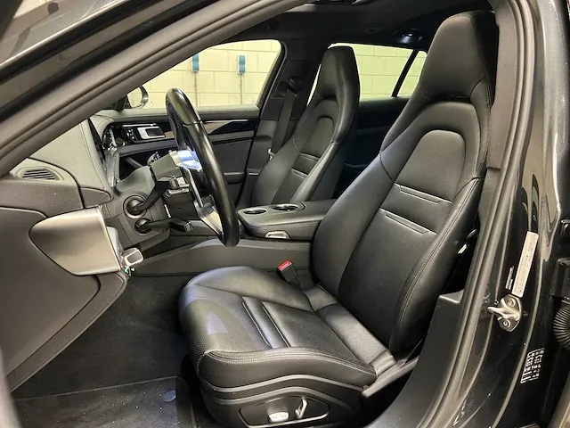 Porsche panamera sport turismo 4 3.0 v6 330pk 2018 (origineel-nl), sl-93-5g - afbeelding 40 van  74