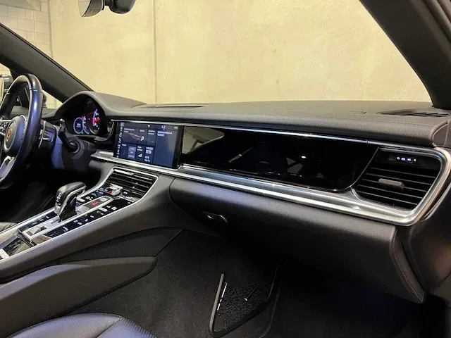 Porsche panamera sport turismo 4 3.0 v6 330pk 2018 (origineel-nl), sl-93-5g - afbeelding 50 van  74