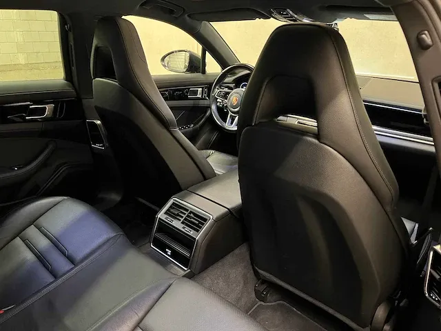 Porsche panamera sport turismo 4 3.0 v6 330pk 2018 (origineel-nl), sl-93-5g - afbeelding 55 van  74