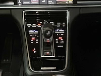 Porsche panamera sport turismo 4 e-hybrid 2.9 v6 10-years edition 462pk 2019, h-662-rx - afbeelding 20 van  65