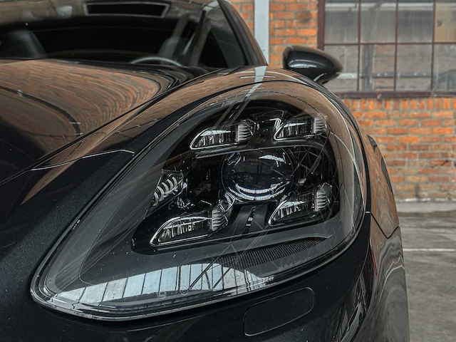 Porsche panamera sport turismo 4 e-hybrid 2.9 v6 10-years edition 462pk 2019, h-662-rx - afbeelding 64 van  65