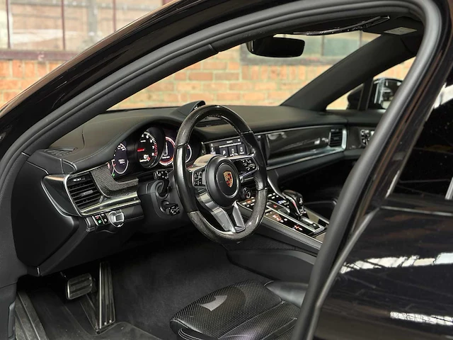 Porsche panamera sport turismo 4s 2.9 v6 441pk 2018, j-376-js - afbeelding 24 van  73