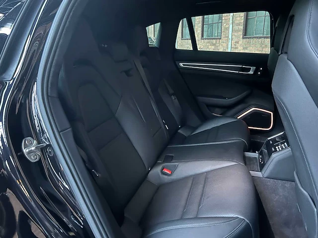Porsche panamera sport turismo gts 4.0 v8 480pk 2022 (facelift), gfn-33-z - afbeelding 44 van  51