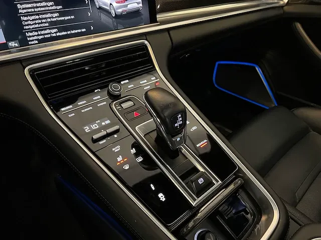 Porsche panamera sport turismo turbo s e-hybrid 4.0 v8 680pk 2018 -orig. nl-, rp-882-p - afbeelding 39 van  69