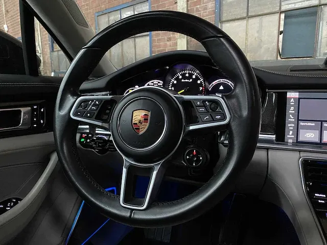 Porsche panamera sport turismo turbo s e-hybrid 4.0 v8 680pk 2018, h-902-pp - afbeelding 26 van  100