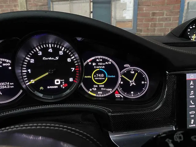 Porsche panamera sport turismo turbo s e-hybrid 4.0 v8 680pk 2018, h-902-pp - afbeelding 37 van  100