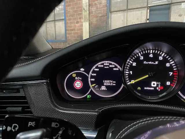 Porsche panamera sport turismo turbo s e-hybrid 4.0 v8 680pk 2018, h-902-pp - afbeelding 40 van  100
