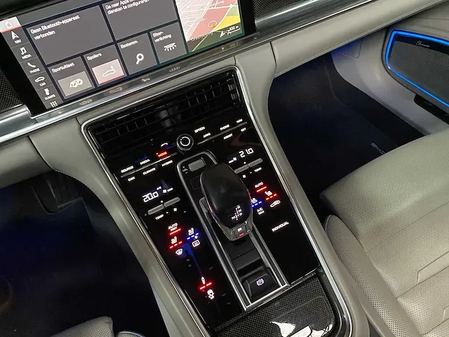 Porsche panamera sport turismo turbo s e-hybrid 4.0 v8 680pk 2018, h-902-pp - afbeelding 45 van  100