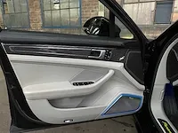 Porsche panamera sport turismo turbo s e-hybrid 4.0 v8 680pk 2018, h-902-pp - afbeelding 66 van  100