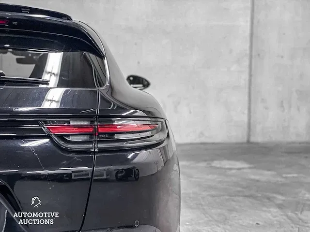 Porsche panamera sport turismo turbo s e-hybrid 4.0 v8 680pk 2018 sport-chrono - afbeelding 9 van  65