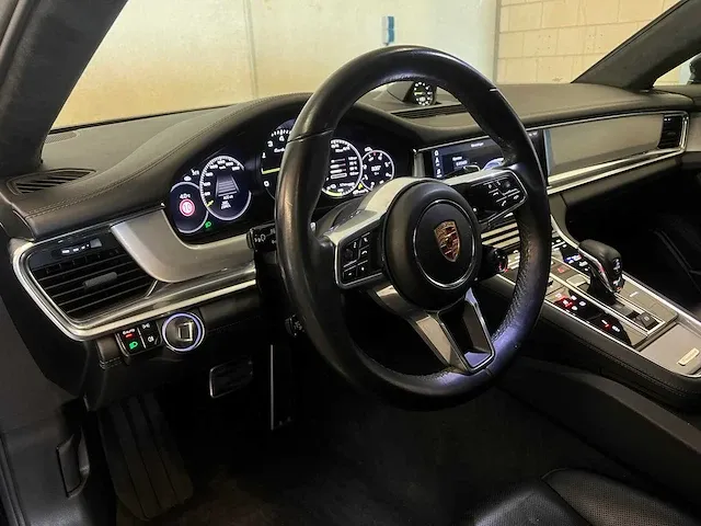 Porsche panamera sport turismo turbo s e-hybrid 4.0 v8 680pk 2018 sport-chrono - afbeelding 17 van  65