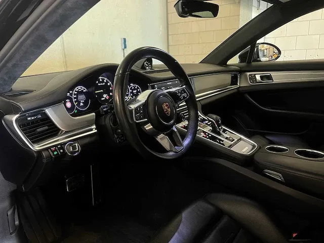 Porsche panamera sport turismo turbo s e-hybrid 4.0 v8 680pk 2018 sport-chrono - afbeelding 18 van  65