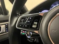 Porsche panamera sport turismo turbo s e-hybrid 4.0 v8 680pk 2018 sport-chrono - afbeelding 26 van  65