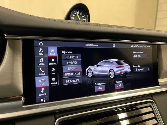 Porsche panamera sport turismo turbo s e-hybrid 4.0 v8 680pk 2018 sport-chrono - afbeelding 37 van  65