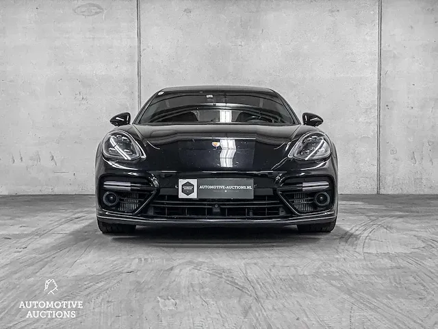 Porsche panamera sport turismo turbo s e-hybrid 4.0 v8 680pk 2018 sport-chrono - afbeelding 56 van  65
