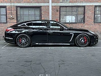 Porsche panamera turbo 4.8 v8 500pk 2010 youngtimer - afbeelding 2 van  62