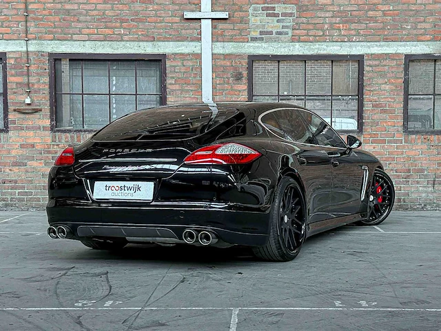 Porsche panamera turbo 4.8 v8 500pk 2010 youngtimer - afbeelding 4 van  62