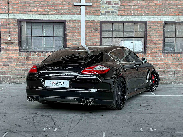 Porsche panamera turbo 4.8 v8 500pk 2010 youngtimer - afbeelding 5 van  62