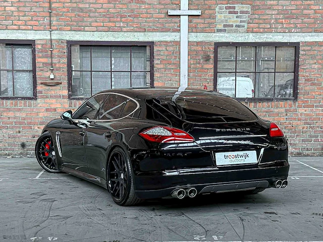 Porsche panamera turbo 4.8 v8 500pk 2010 youngtimer - afbeelding 11 van  62