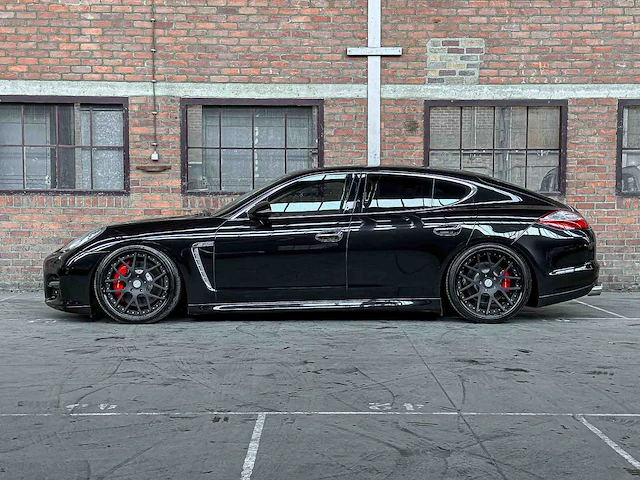 Porsche panamera turbo 4.8 v8 500pk 2010 youngtimer - afbeelding 14 van  62