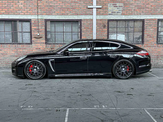 Porsche panamera turbo 4.8 v8 500pk 2010 youngtimer - afbeelding 15 van  62