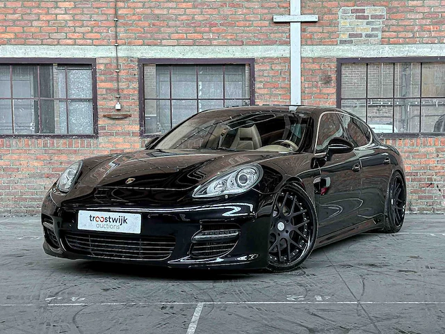 Porsche panamera turbo 4.8 v8 500pk 2010 youngtimer - afbeelding 12 van  62