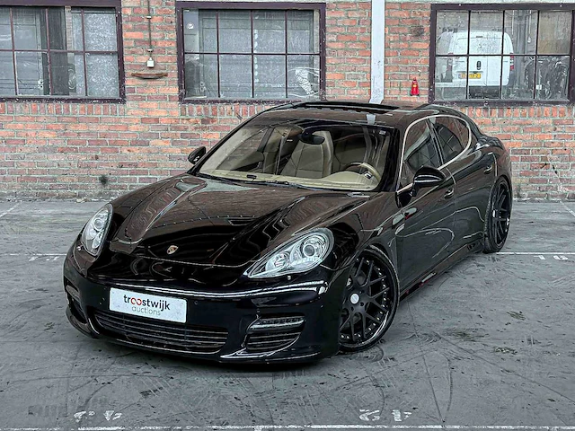 Porsche panamera turbo 4.8 v8 500pk 2010 youngtimer - afbeelding 23 van  62