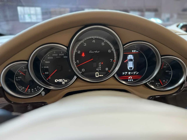 Porsche panamera turbo 4.8 v8 500pk 2010 youngtimer - afbeelding 36 van  62