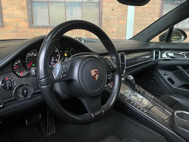 Porsche panamera turbo 4.8 v8 500pk 2011 sport-chrono, 63-tdk-1 - afbeelding 25 van  62