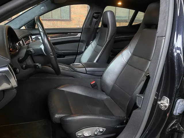 Porsche panamera turbo 4.8 v8 500pk 2011 sport-chrono, 63-tdk-1 - afbeelding 49 van  62