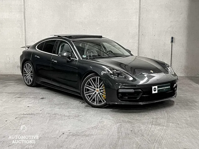 Porsche panamera turbo s e-hybrid 4.0 v8 680pk -akrapovic- 2017 (origineel-nl) , pr-544-h - afbeelding 2 van  97