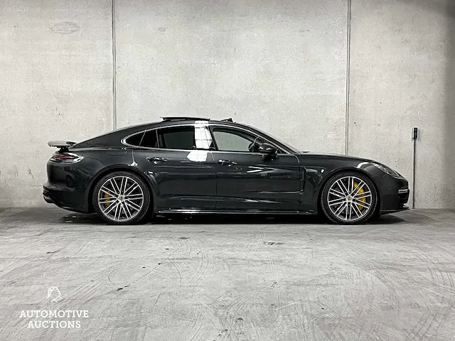 Porsche panamera turbo s e-hybrid 4.0 v8 680pk -akrapovic- 2017 (origineel-nl) , pr-544-h - afbeelding 4 van  97