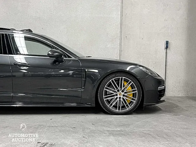 Porsche panamera turbo s e-hybrid 4.0 v8 680pk -akrapovic- 2017 (origineel-nl) , pr-544-h - afbeelding 7 van  97