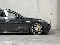 Porsche panamera turbo s e-hybrid 4.0 v8 680pk -akrapovic- 2017 (origineel-nl) , pr-544-h - afbeelding 7 van  97