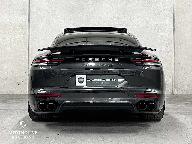 Porsche panamera turbo s e-hybrid 4.0 v8 680pk -akrapovic- 2017 (origineel-nl) , pr-544-h - afbeelding 13 van  97