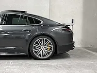 Porsche panamera turbo s e-hybrid 4.0 v8 680pk -akrapovic- 2017 (origineel-nl) , pr-544-h - afbeelding 28 van  97