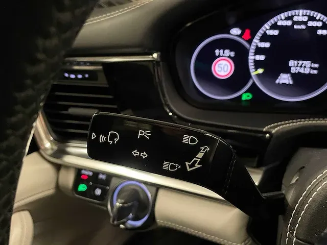 Porsche panamera turbo s e-hybrid 4.0 v8 680pk -akrapovic- 2017 (origineel-nl) , pr-544-h - afbeelding 40 van  97