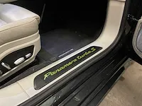 Porsche panamera turbo s e-hybrid 4.0 v8 680pk -akrapovic- 2017 (origineel-nl) , pr-544-h - afbeelding 72 van  97