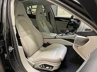 Porsche panamera turbo s e-hybrid 4.0 v8 680pk -akrapovic- 2017 (origineel-nl) , pr-544-h - afbeelding 87 van  97