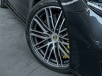 Porsche panamera turbo s e-hybrid 4.0 v8 680pk -akrapovic- 2017 (origineel-nl) - afbeelding 2 van  73